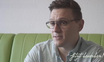 Mitarbeiter im interview