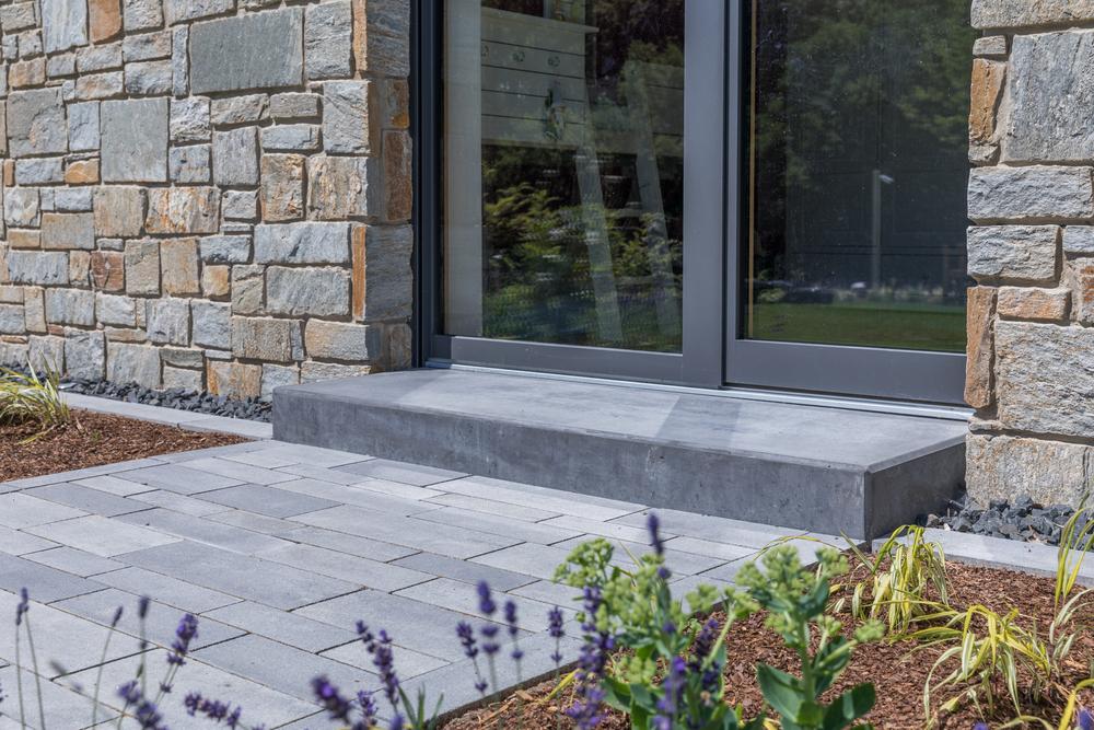 Podest vor Terrassentür